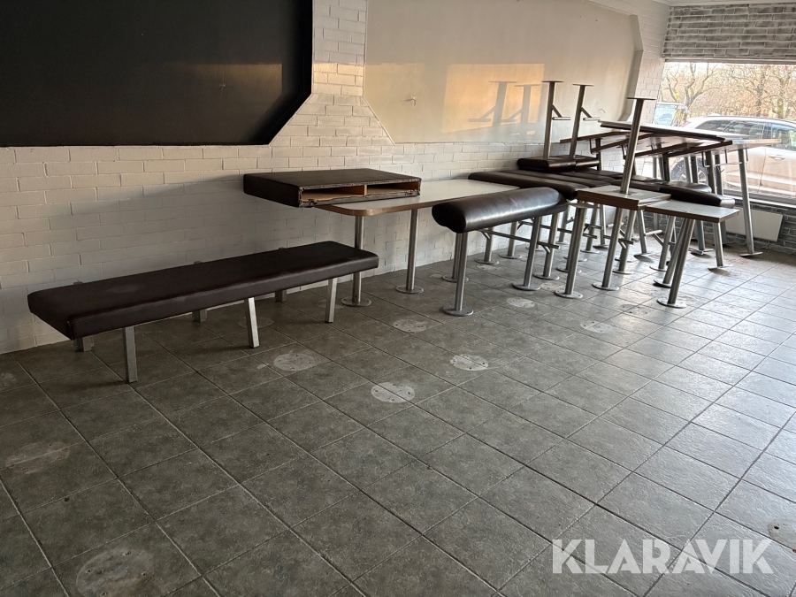 Bord och och bänkar