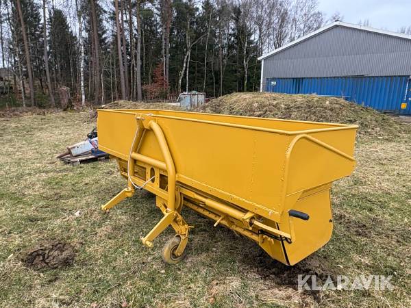 Saltspridare Ströman AB TKEB9-275 för vinter och vårsalt