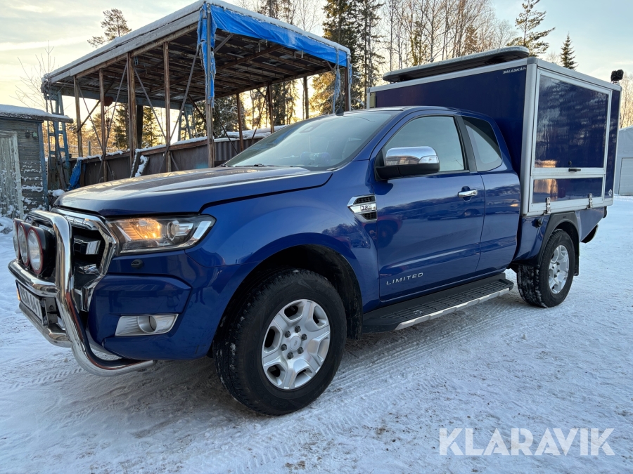 Pickup Ford Ranger med Salaskåp