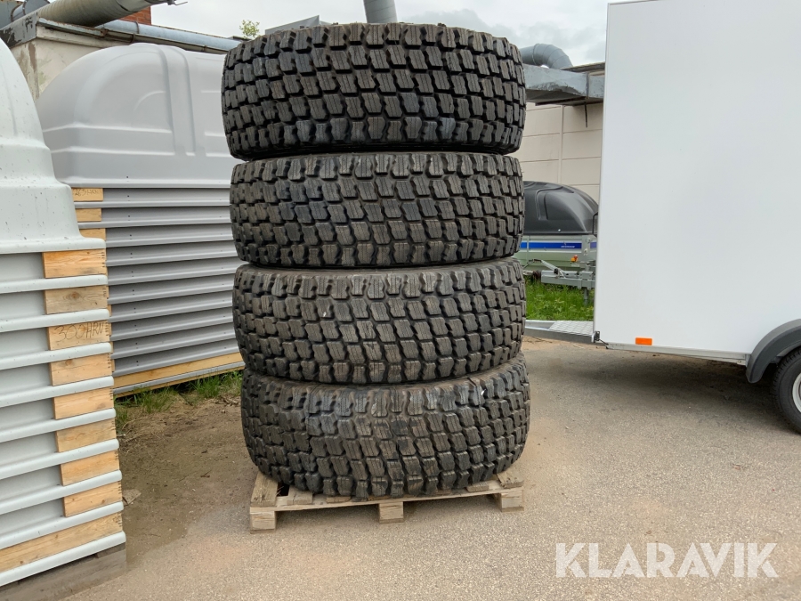 Entrepenaddäck Triangle TB596, Tibro, Klaravik auktioner
