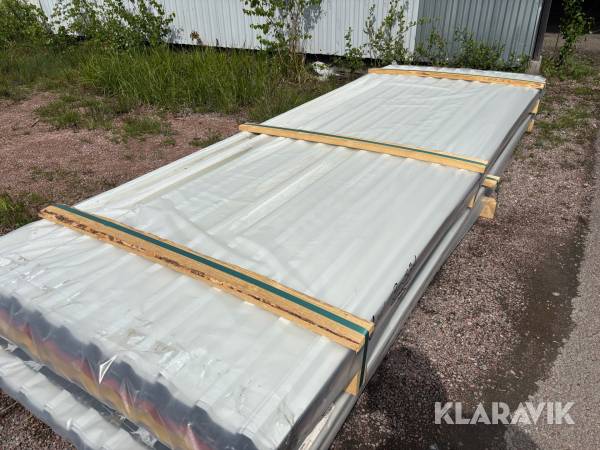 Takplåt TP20 3000x1000 ca 180kvm blandade färger