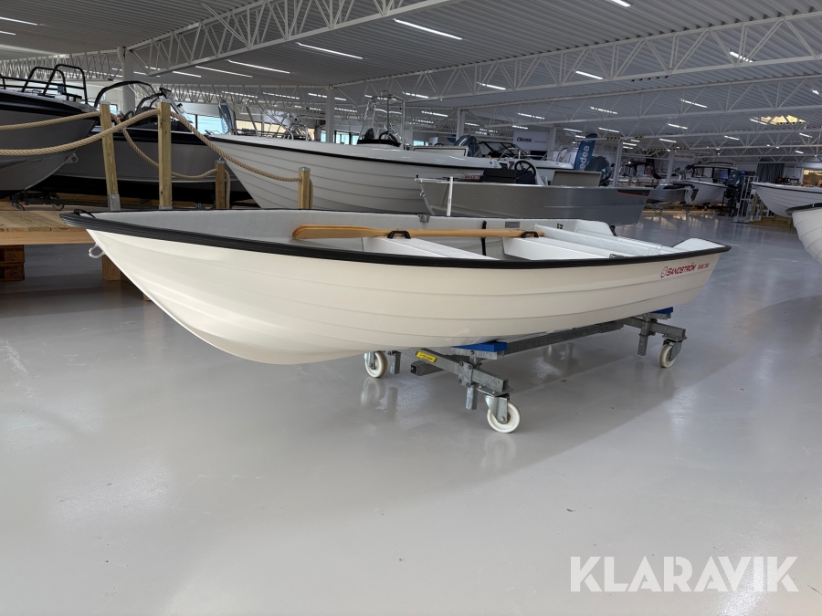 Båt Sandstöm Basic 380
