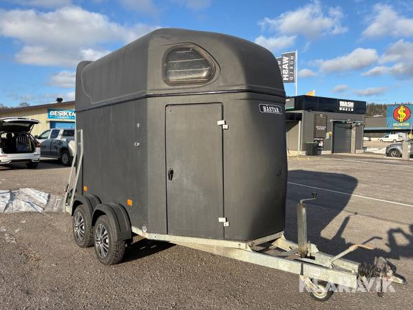 Hästtransport Värmlandsvagnen Internat