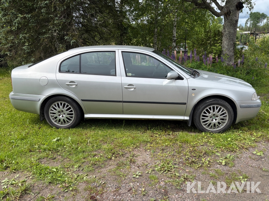 Skoda Octavia 1.6i