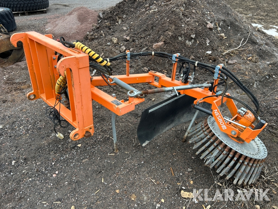 Ogräsborste Brodd-Son UK 700 R/L