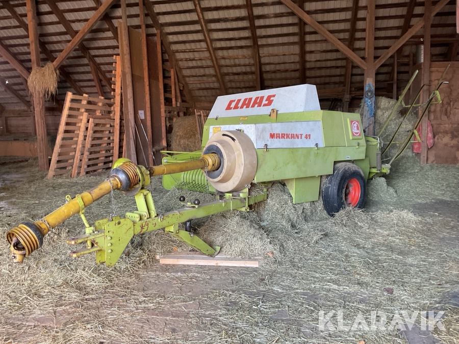 Småbalspress Claas Markant 41