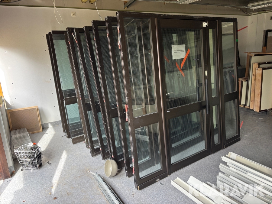 Glasparti Götaverken aluminium med dörr, 14 st