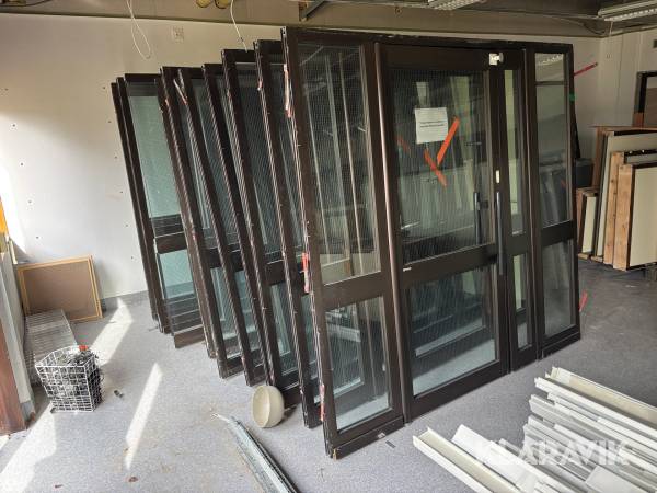 Glasparti Götaverken aluminium med dörr, 14 st
