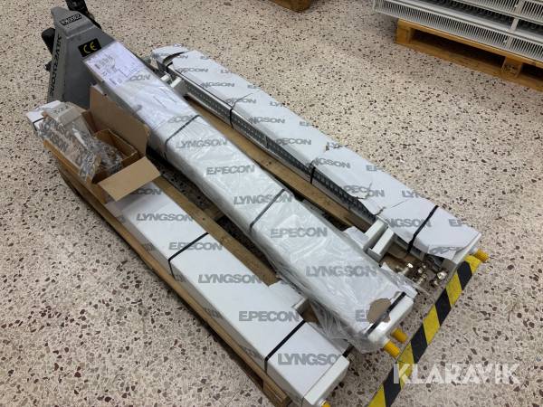 Vattenburna radiatorer Epecon Lisa LKI 22 140-1500 HB