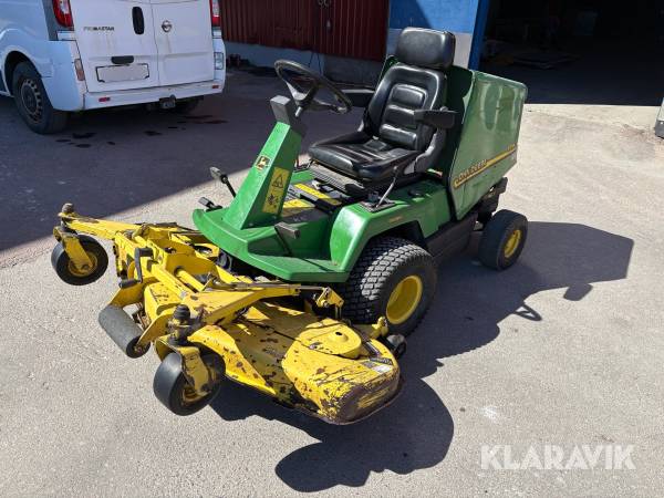 Gräsklippare John Deere F735