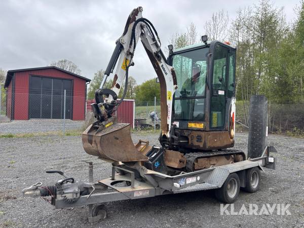 Grävmaskin Bobcat E20 med Släpvagn