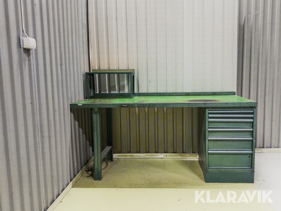 Arbetsbänk, solid furu och hurts i stål med 6 lådor AB Werba