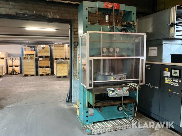 Hydraulisk dragpress Lagan Press AB 90B 90/80 ton