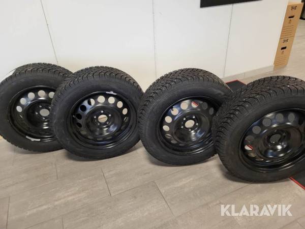 Vinterdäck & fälg Nokian Hakkapeliitta C4 215/60R17C