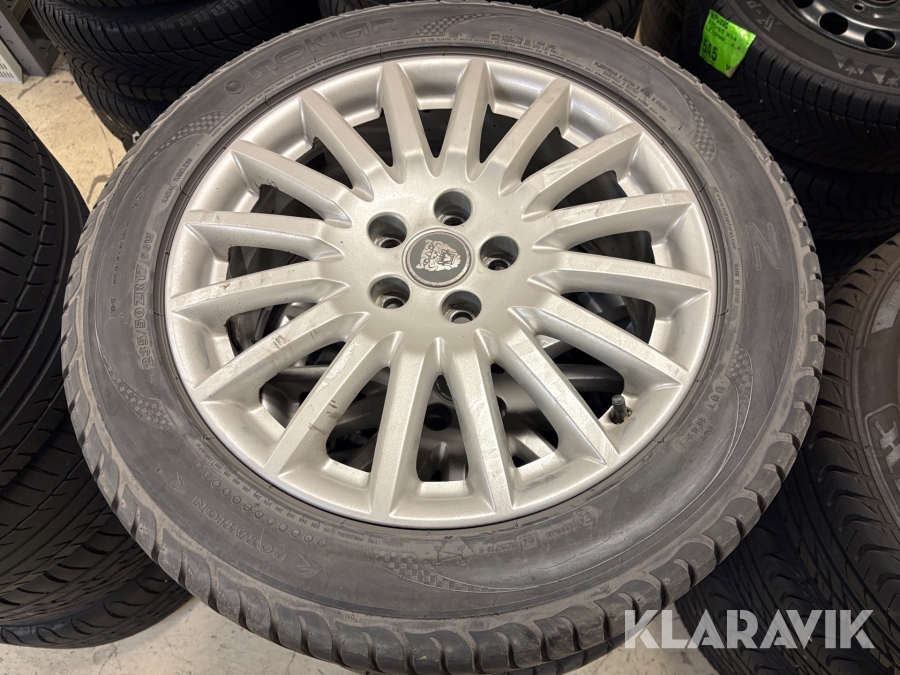 Blandat parti med däck 11 uppsättningar