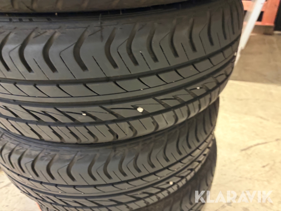 Blandat parti med däck 11 uppsättningar