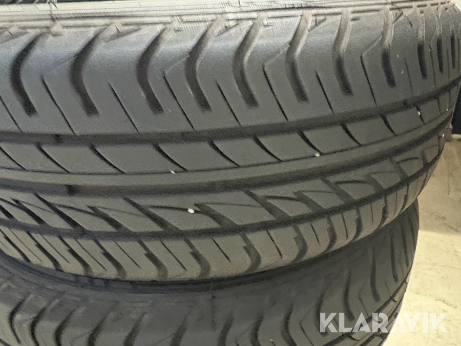 Blandat parti med däck 11 uppsättningar