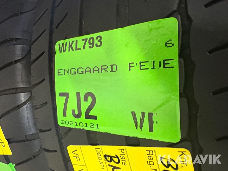 Blandat parti med däck 11 uppsättningar