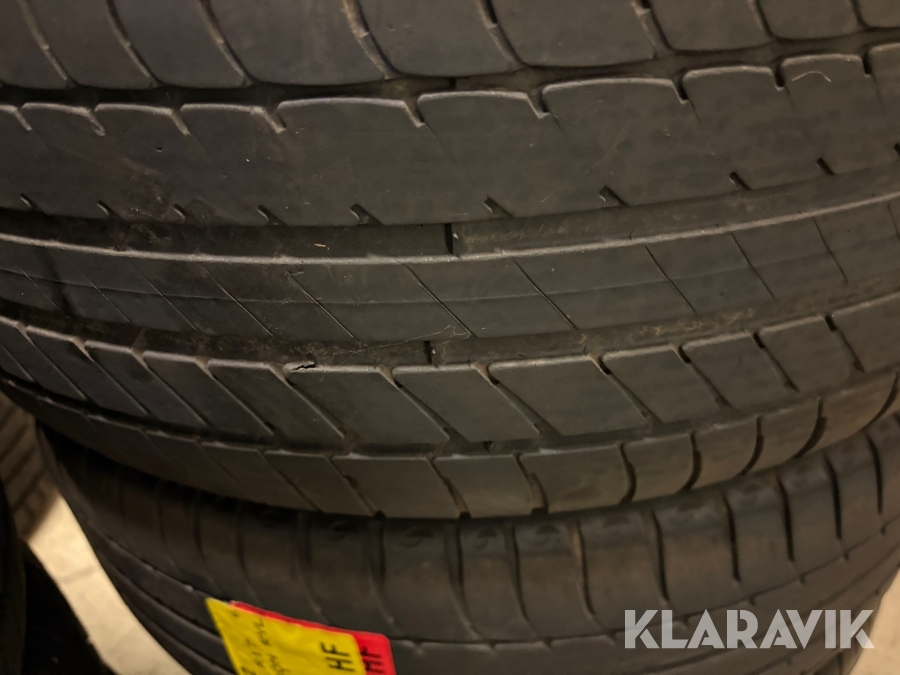 Blandat parti med däck 11 uppsättningar