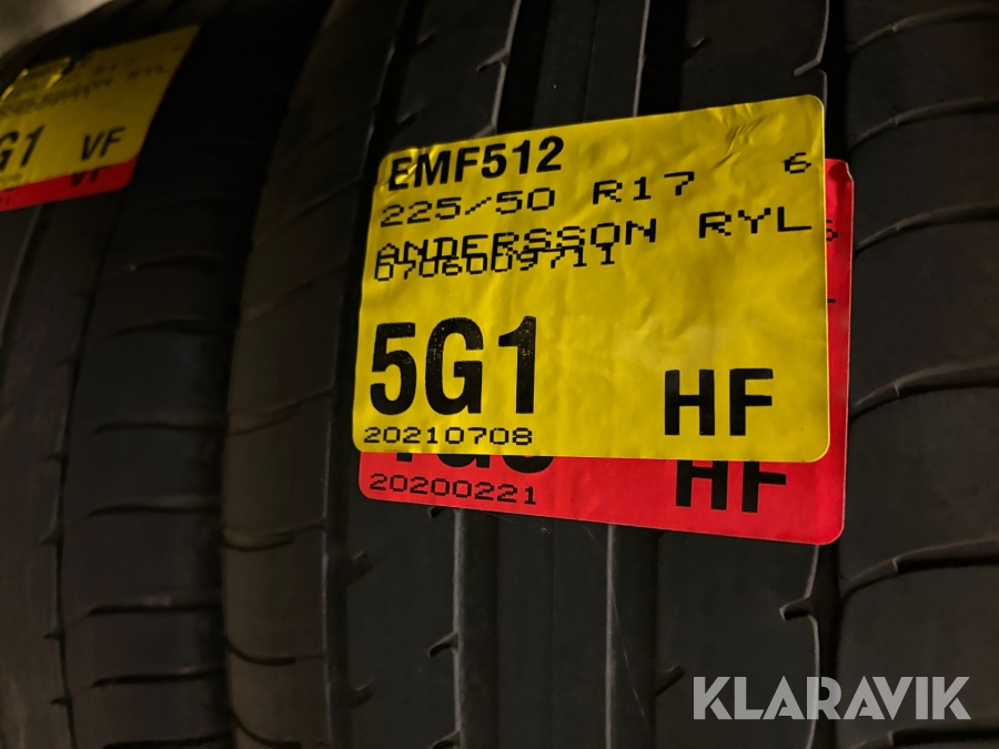 Blandat parti med däck 11 uppsättningar