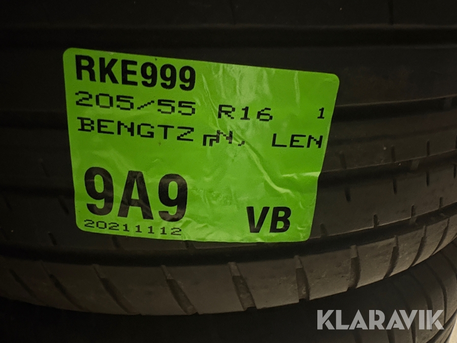 Blandat parti med däck 11 uppsättningar