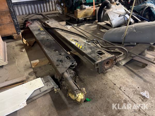 Stödben till kran Hiab 195