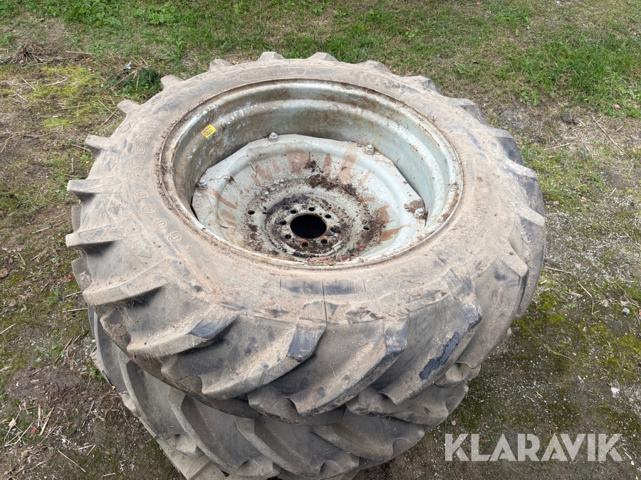 Lantbruksdäck Goodyear Traction Sure Grip 12.4-28