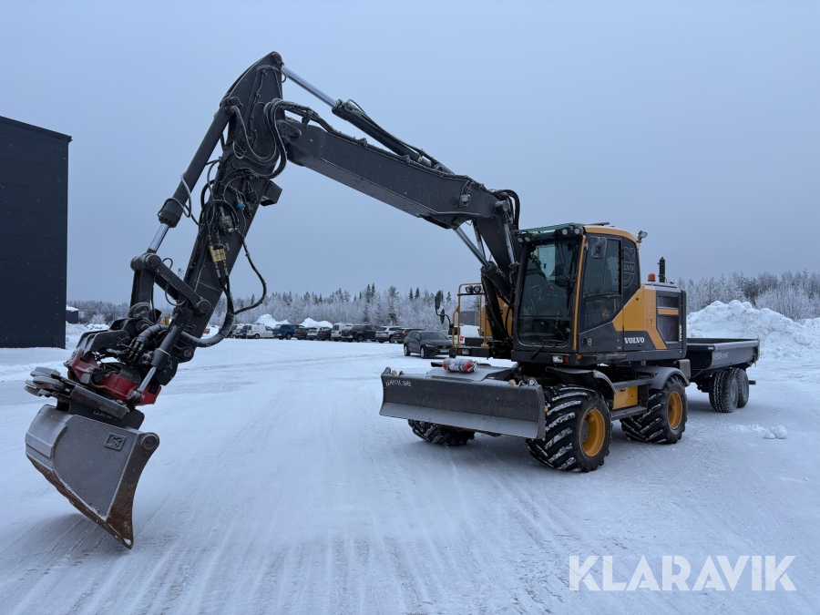 Hjulgrävmaskin Volvo EW160E med kärra och knäckbom 