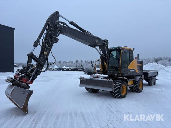 Hjulgrävmaskin Volvo EW160E med kärra och knäckbom