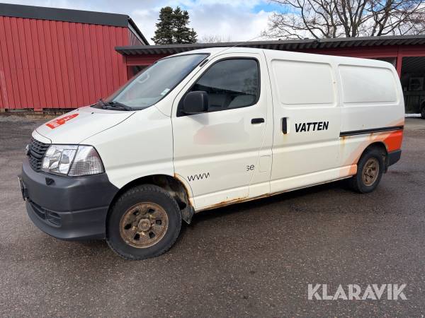 Skåpbil Toyota Hiace 117hk 4WD