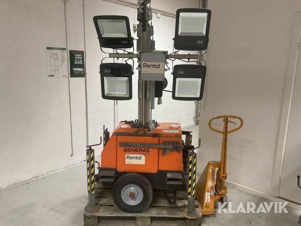 Belysningsmast Generac Tower light omvandlat till Nya Led lampor 4x150w