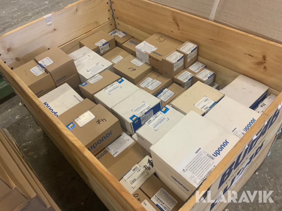 Div. Pall med Alupexdelar Uponor