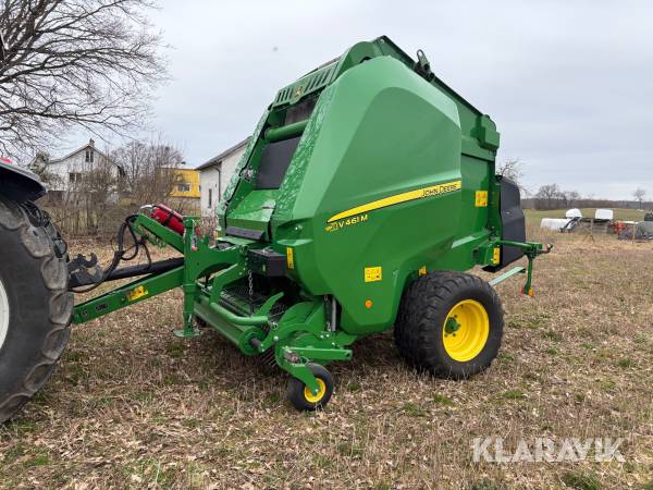 Rundbalspress John Deere V461M