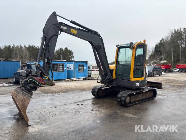 Grävmaskin Volvo ECR58 med rototilt