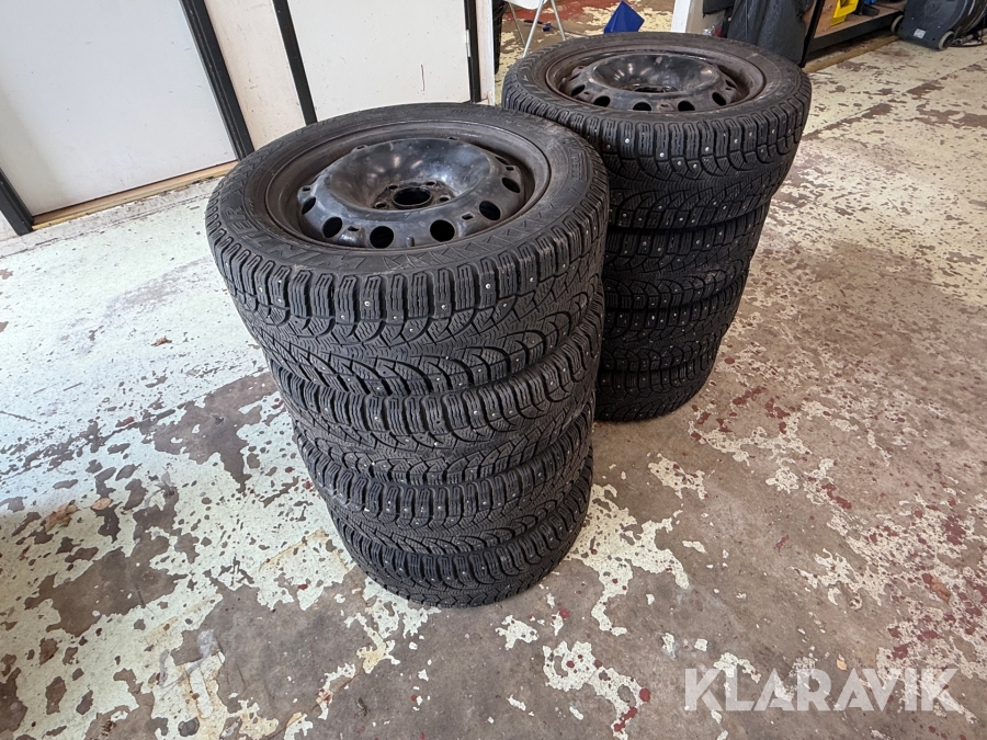Personbilsdäck Pirelli 195/55R15 8 st