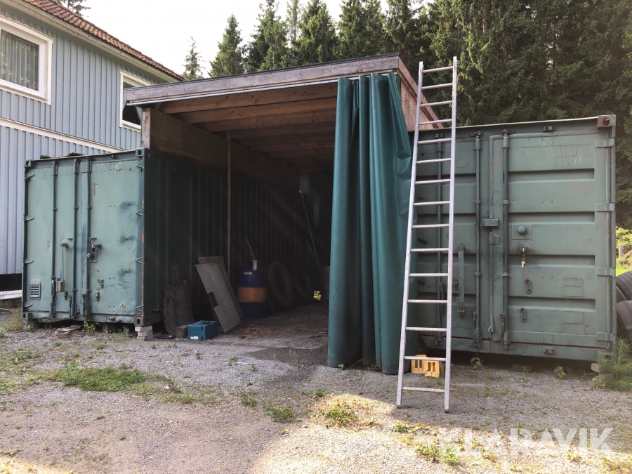 Container 20 fot 2 st med tak