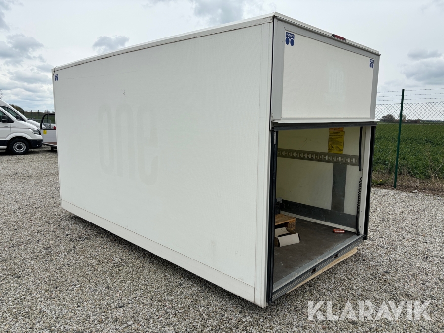 Skåp till lätt lastbil Floby med bakgavellyft