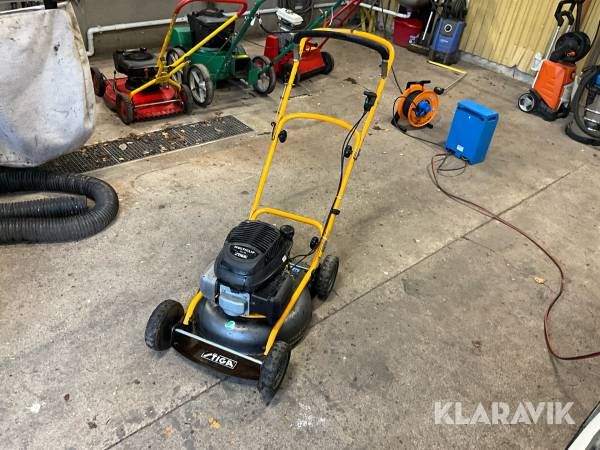 Bensindriven Gräsklippare Stiga Multiclip Pro46