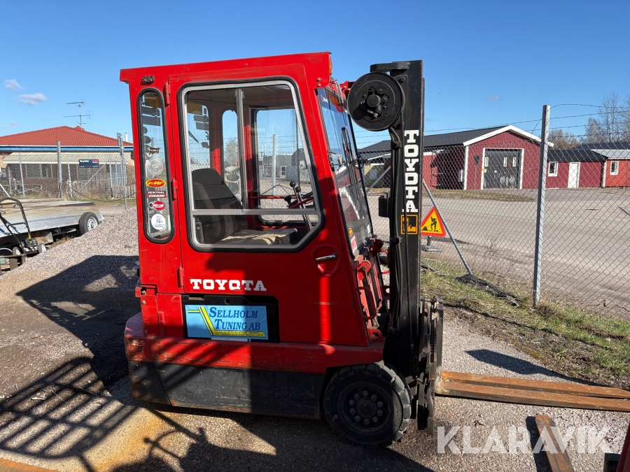 Motviktstruck Toyota FBE18