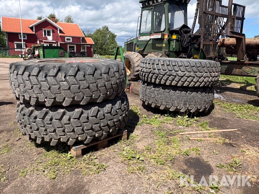 Klackdäck Nokian 18.4x34