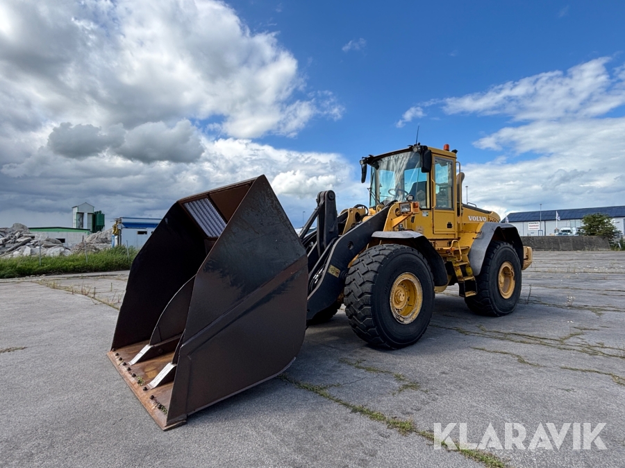Hjullastare Volvo L120E med högtippande skopa