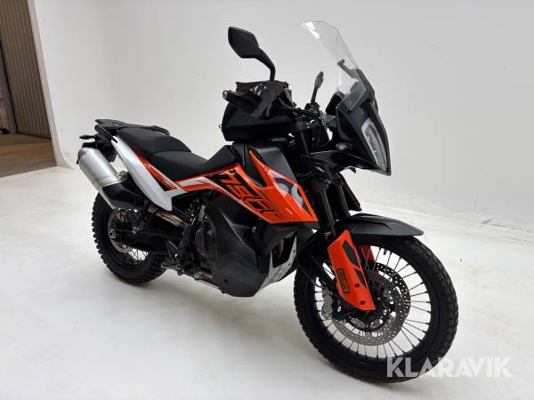 Motorcykel  KTM 790 Adventure