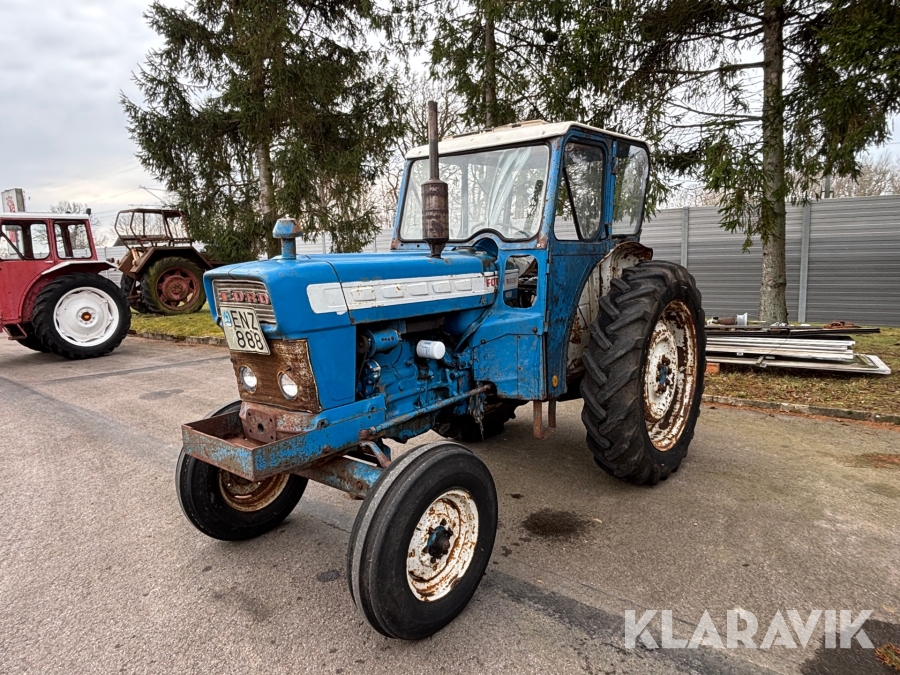 Traktor Ford 5000