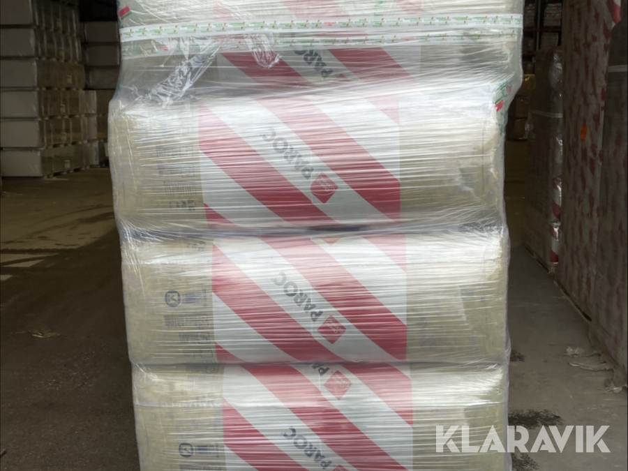 Parti med träregelskivor/isolering Paroc C450