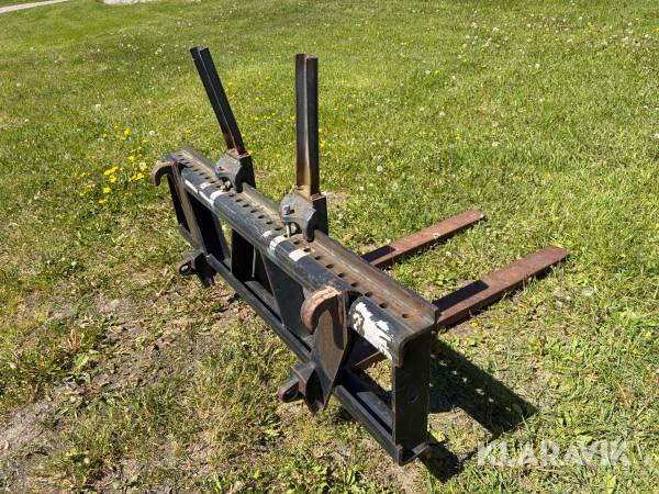 Pallgafflar Ålö 2500 kg med Euro fäste