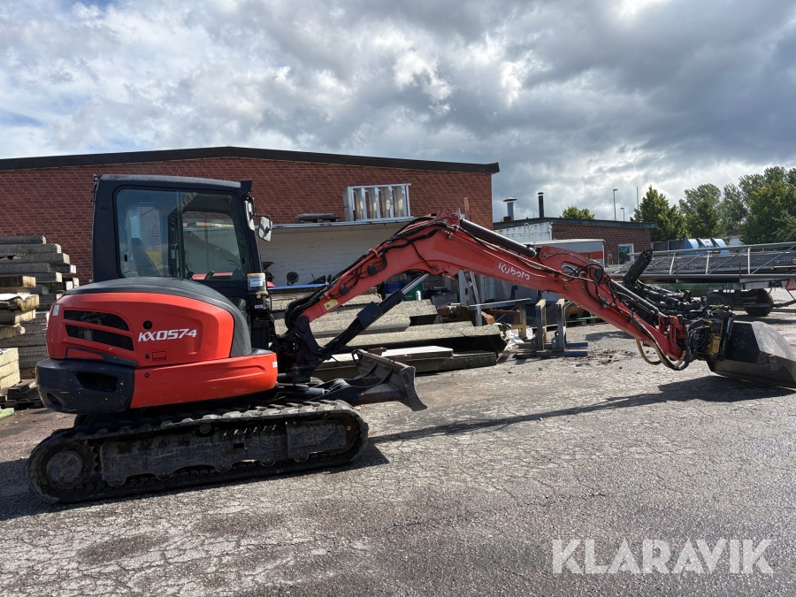 Grävmaskin Kubota KX057-4 med redskap