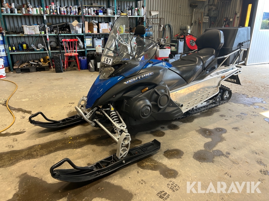 Snöskoter Yamaha Venture