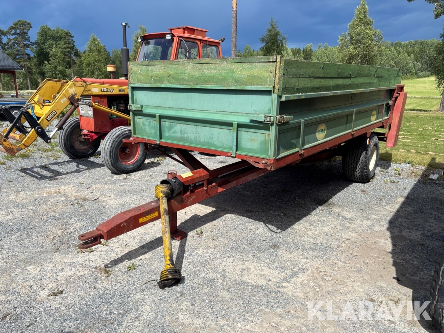 Fastgödselspridare KMA 81021