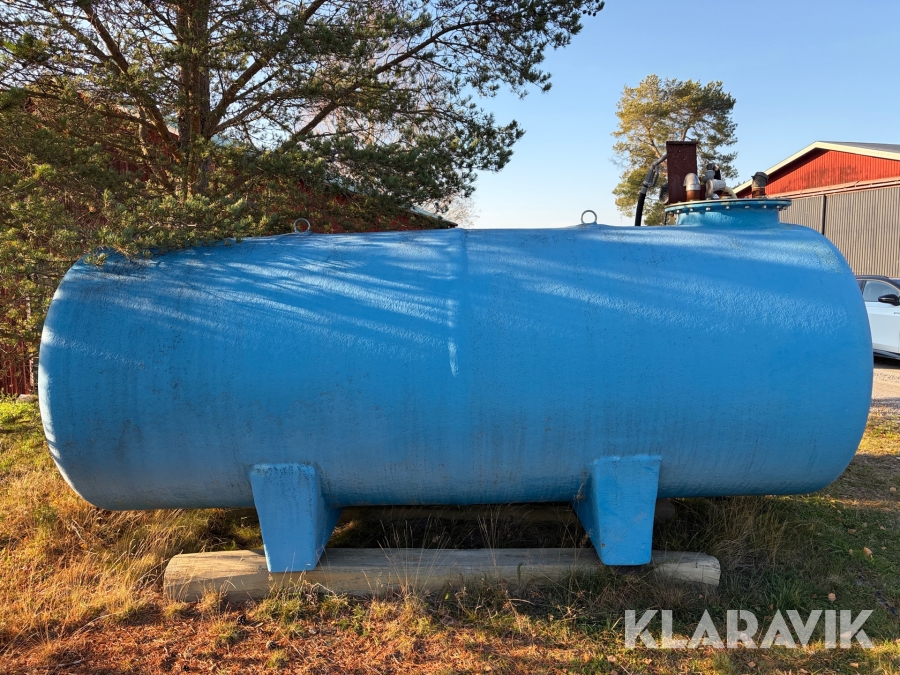 PTC-tank Skellefteå Plastcisterner 5000 L med elpump