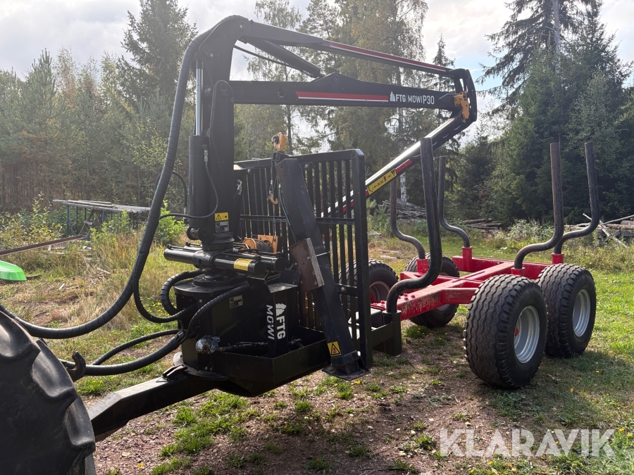 Skogsvagn med grip FTG 1050 Mowi